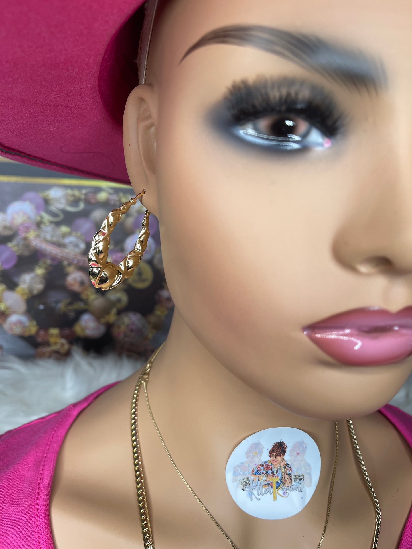 Lil Diva Hugs & Kisses ….Oval